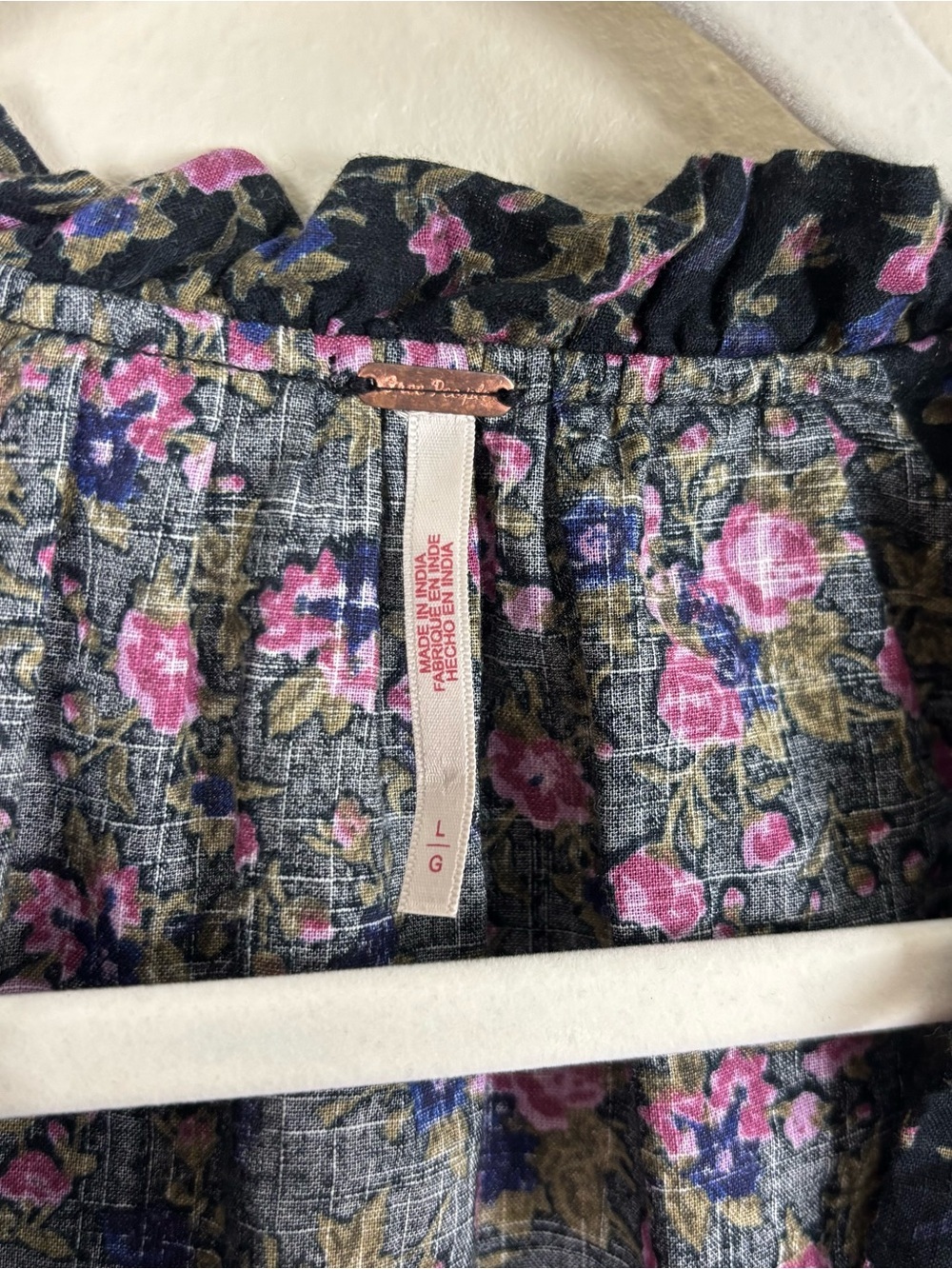Free People Meant To Be Blouse Size L Black Floral Long Puff Sleeves Button Down - Picture 5 of 7